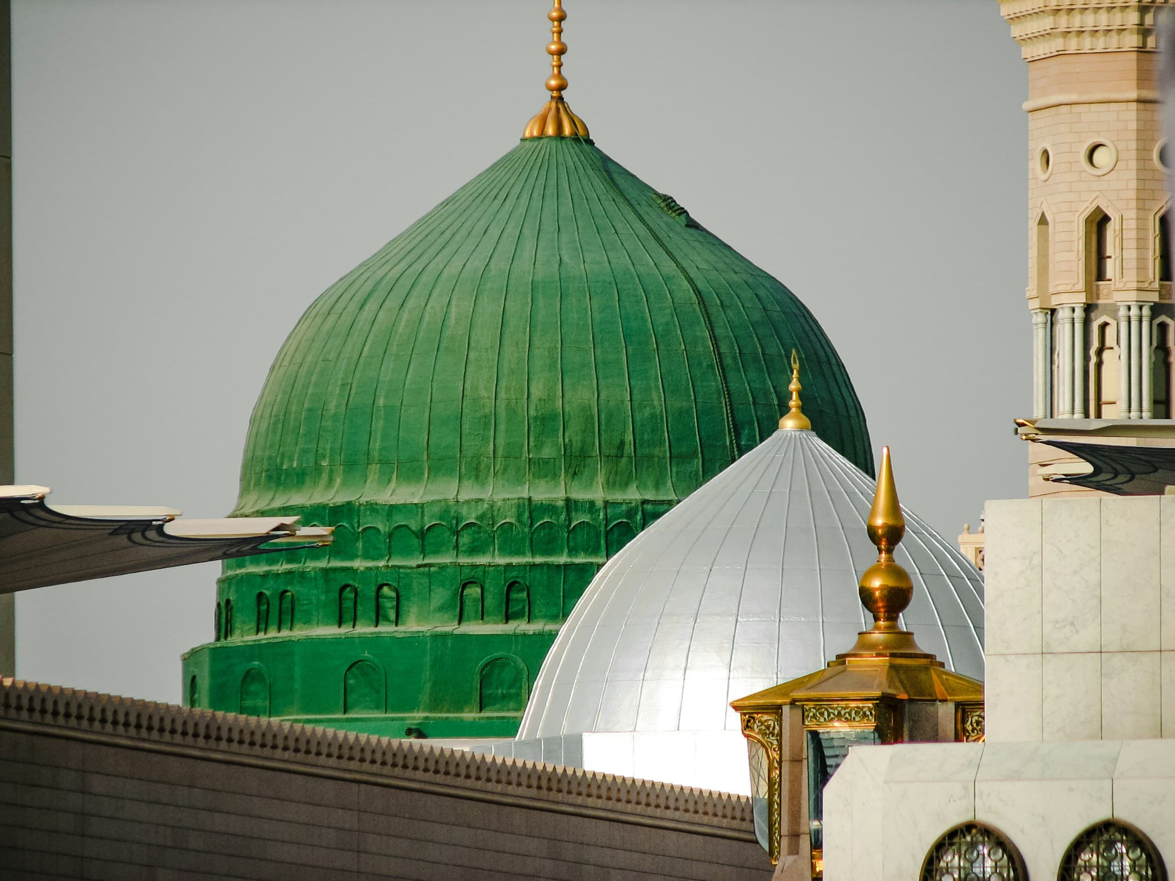 Green Dome Background